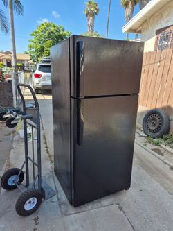 Apartment Size Fridge In Great Condition $225
