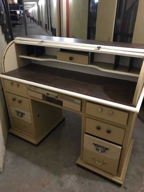 Antique Desk for Sale in Longview, TX - OfferUp