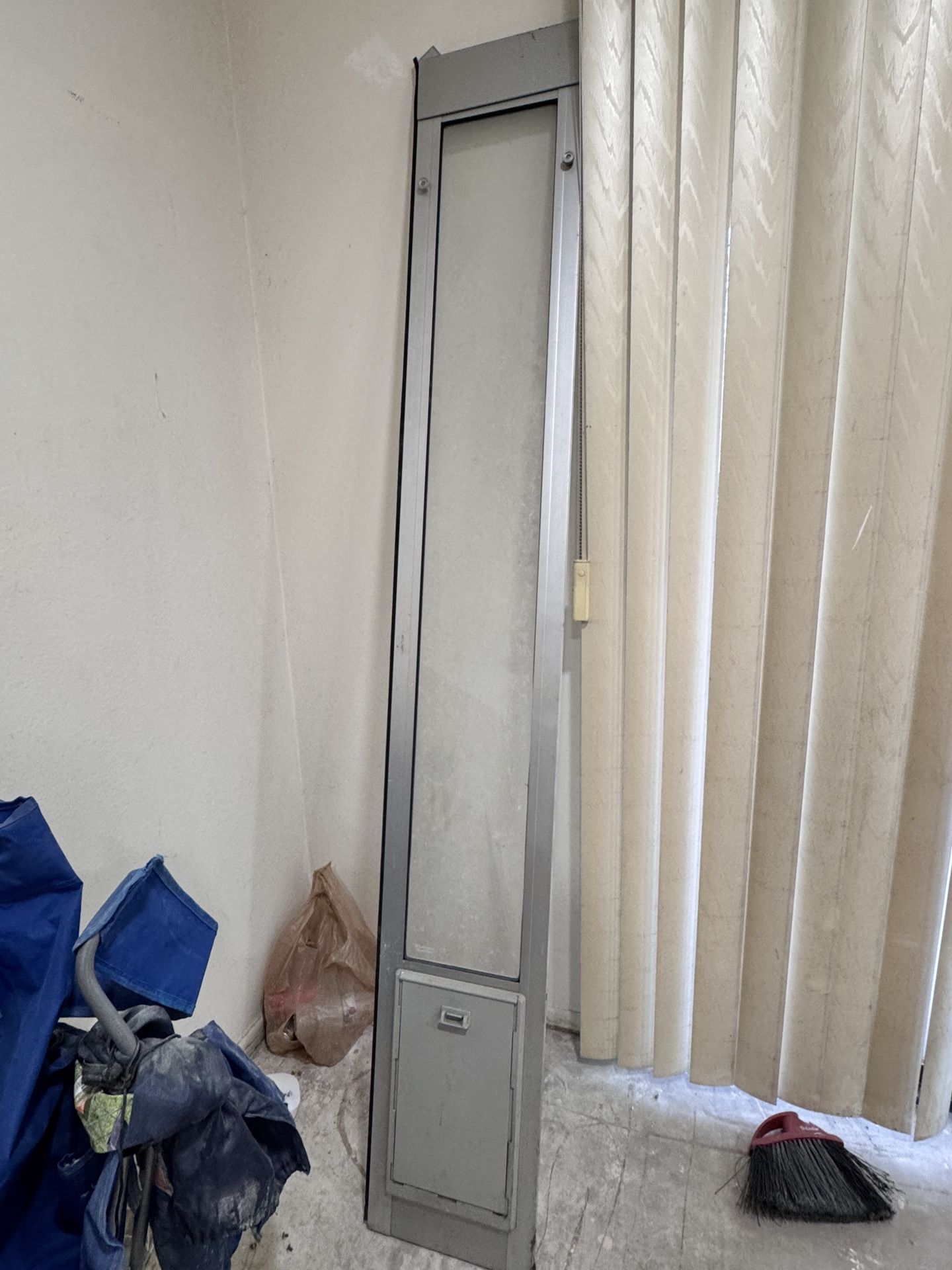 Pet Sliding Door Free