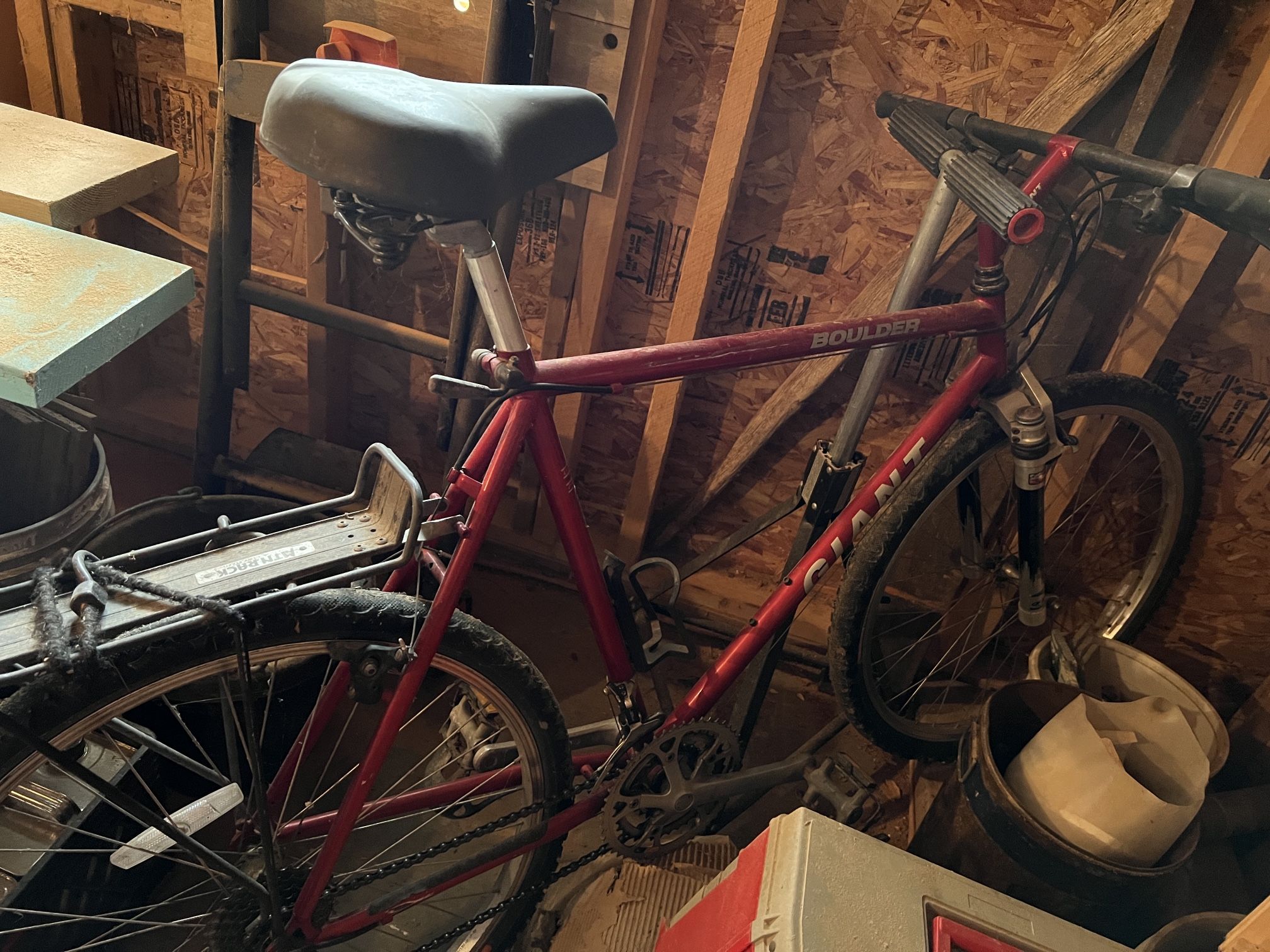 GIANT Boulder Mountain Bike