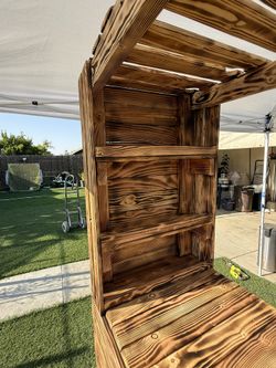 Wood Bar