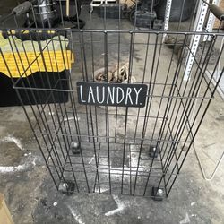 Free Things Must Go Today!