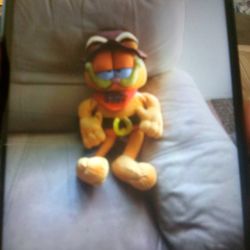 Medium Stuffed Garfield Animal 