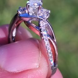 14k Natural Diamonds 1.5 Crt. Vs1-2 Ring