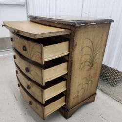 SMALL COMPRESSED WOOD NIGHT STAND, ALOT OF NIKS N DINGS AS SHOWN 