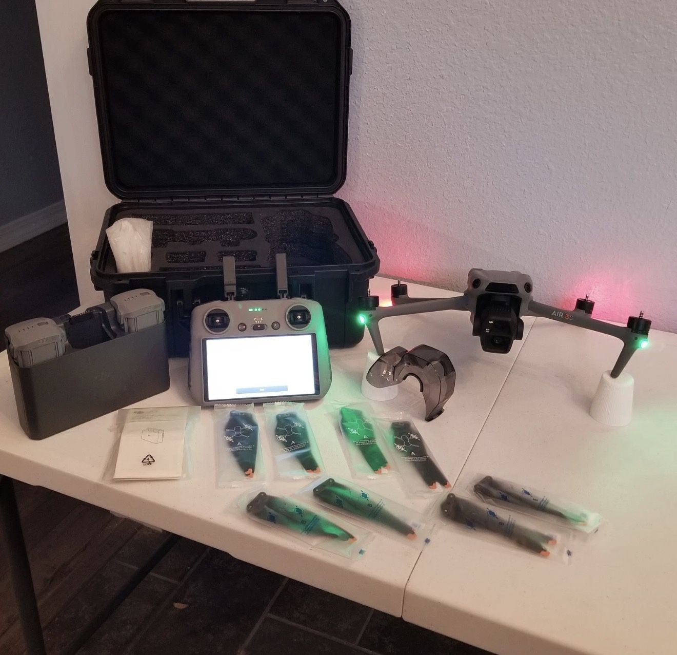 DJI Air 3S Drone  RS2 + Hard Case + SD Card 