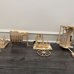 Built Stem And More Sets All 4 For $5 Sold As Is