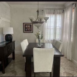 8 Pieces Steve Silver Dining Set