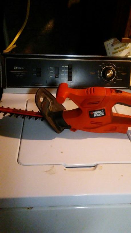 Electric head trimmer