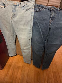 Levi's women's jeans