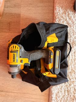DEWALT 2OV MAX Impact Driver, 1/4 Inch, Battery and Charger Included (DCF787D1)