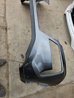 Nissan rogue front bumper Oem