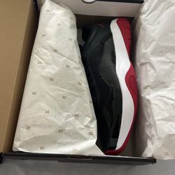 Air Jordan 11 CMFT Low
