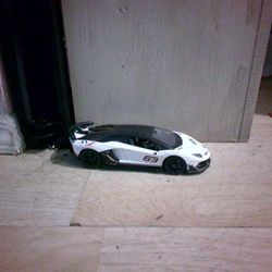 toy car lambo