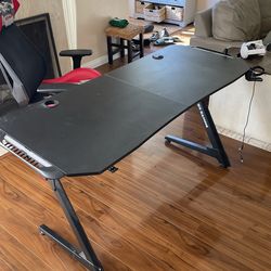 Gaming Desk