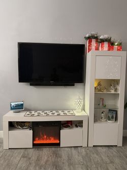 Wall Unit With Fire Place