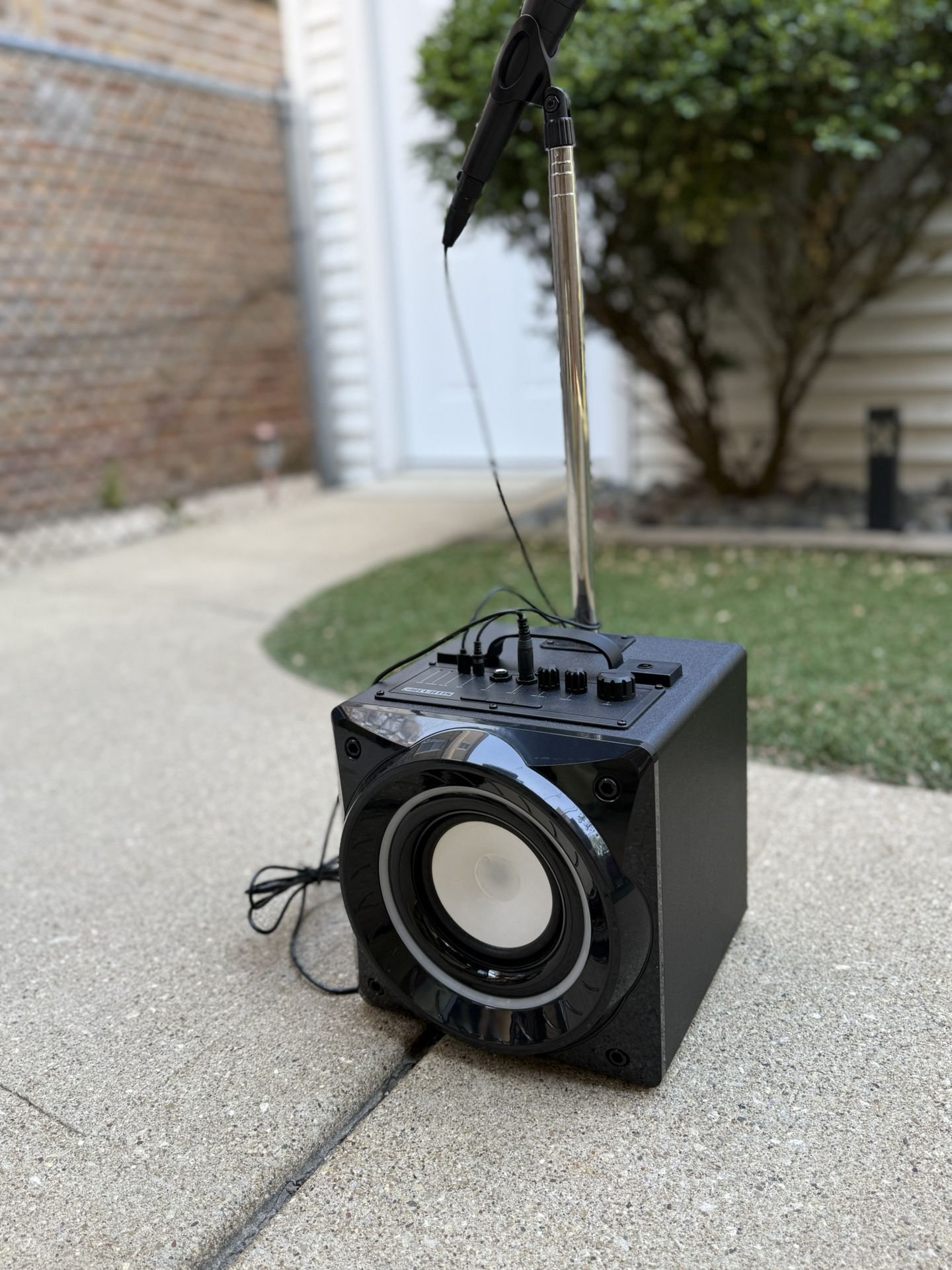 NEW Bluetooth Karaoke Machine with Microphone & Stand