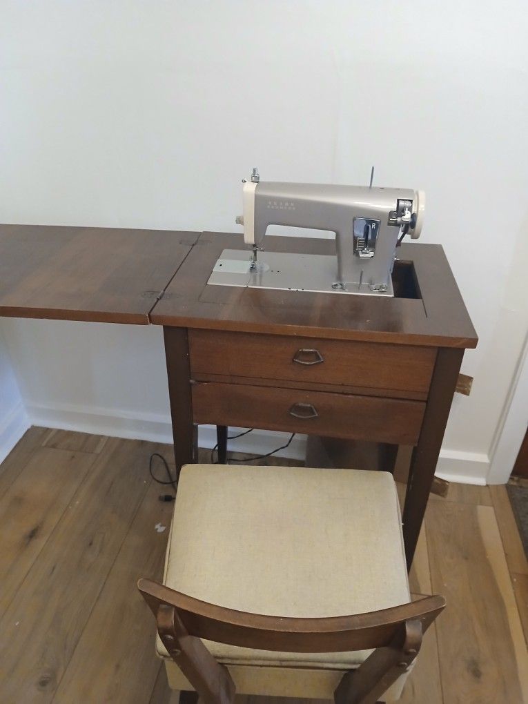 🧵 Vintage Kenmore Model 29 Sewing Machine – Fully Working + Cabinet & Chair