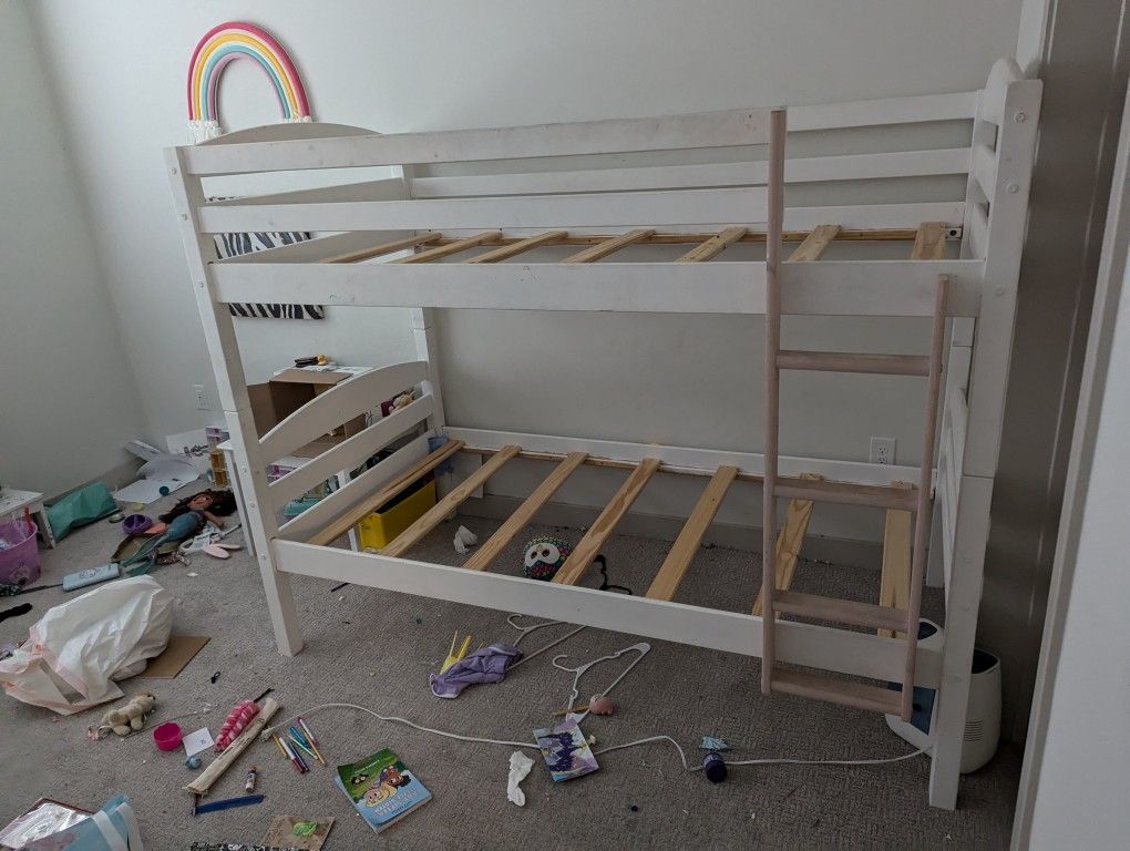 Kids Wooden Twin Size Bunkbeds