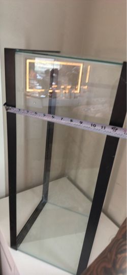 Glass tank