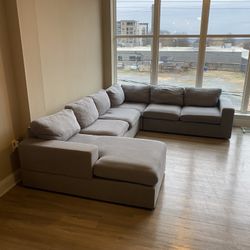 10’x8’ Grey Sectional Couch (Good Condition, No Pets)