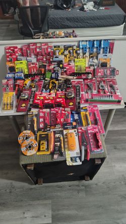 Brand  New miscellaneous toolls