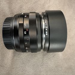 *Canon EF Mount* Zeiss 50mm F/1.4 Planar