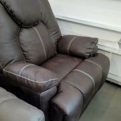 Clearing out Lift-chairs and recliners! Today!