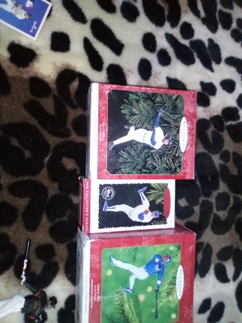 Hallmark Keepsake Ornament Collector Series Baseball