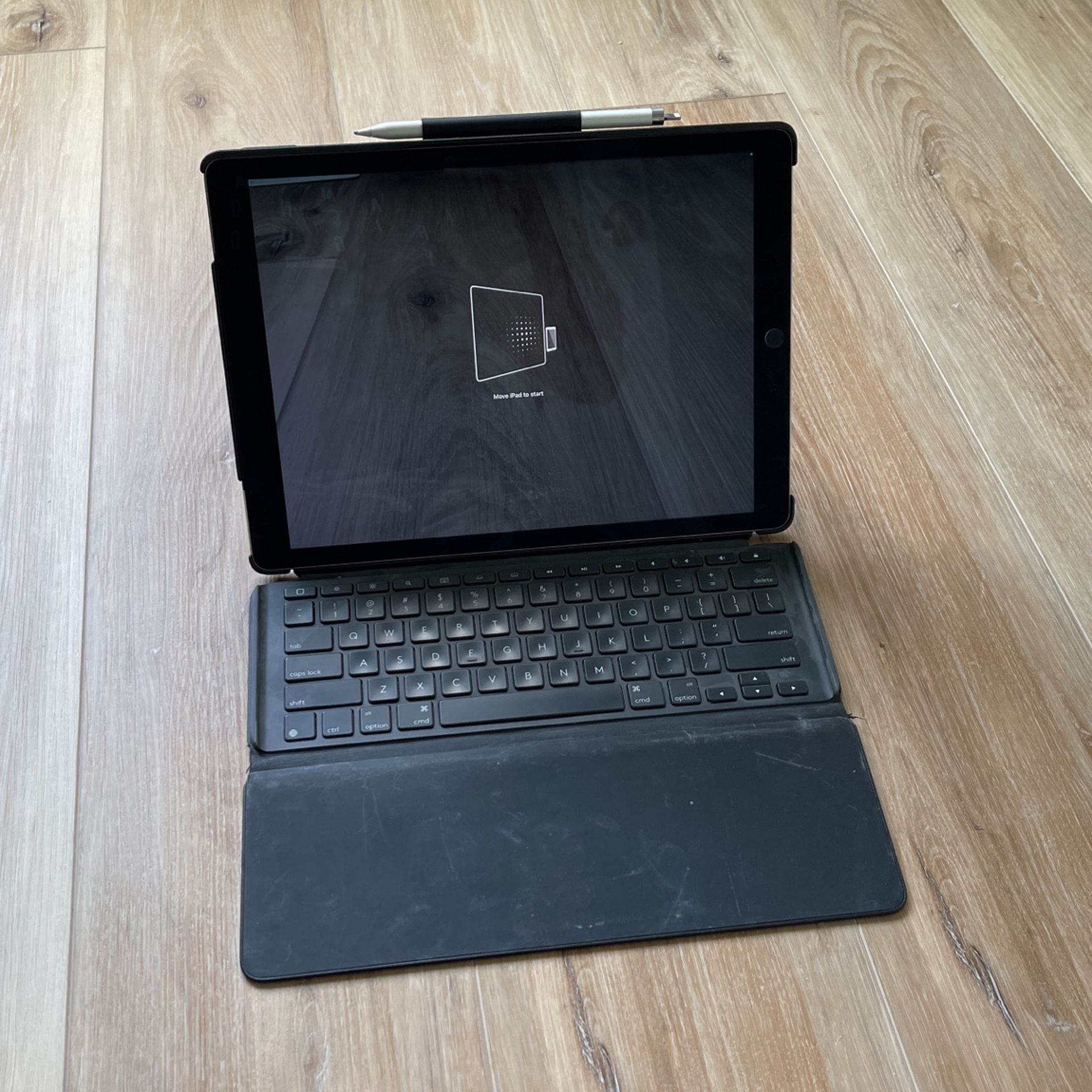 Smart Keyboard For iPad Pro 12.9 With Case. 