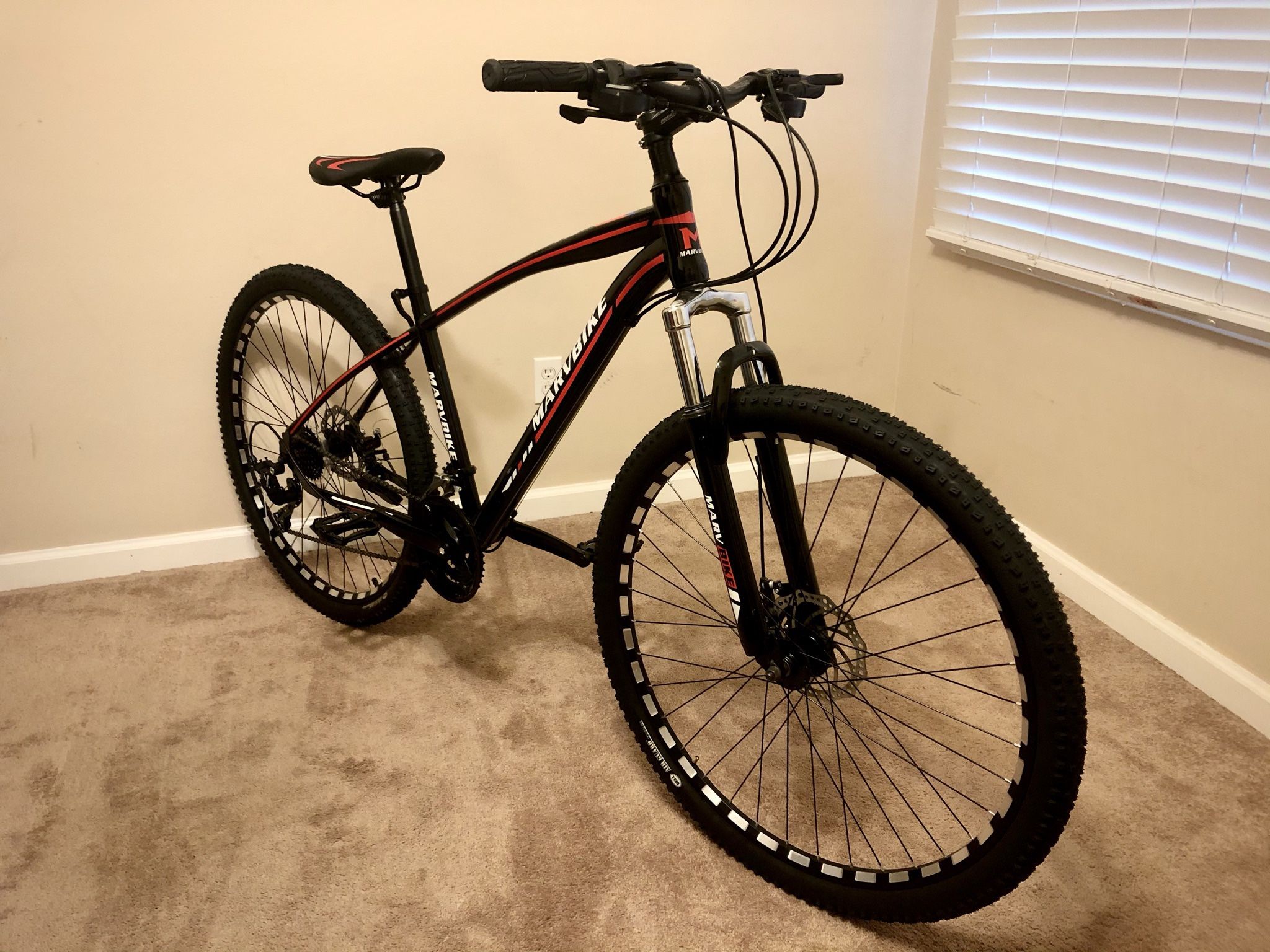 Mountain Bike BRAND NEW