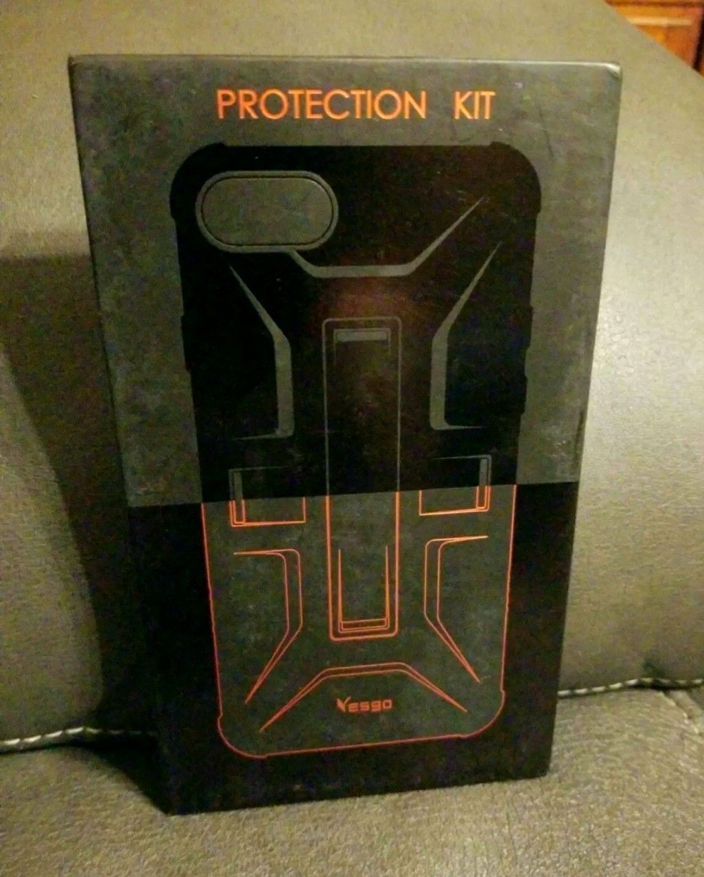 Yesgo iPhone 7 phone Case with screen protection and wipes