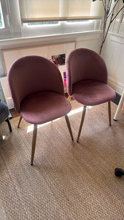 Upholstered Accent Chair with Wood Legs