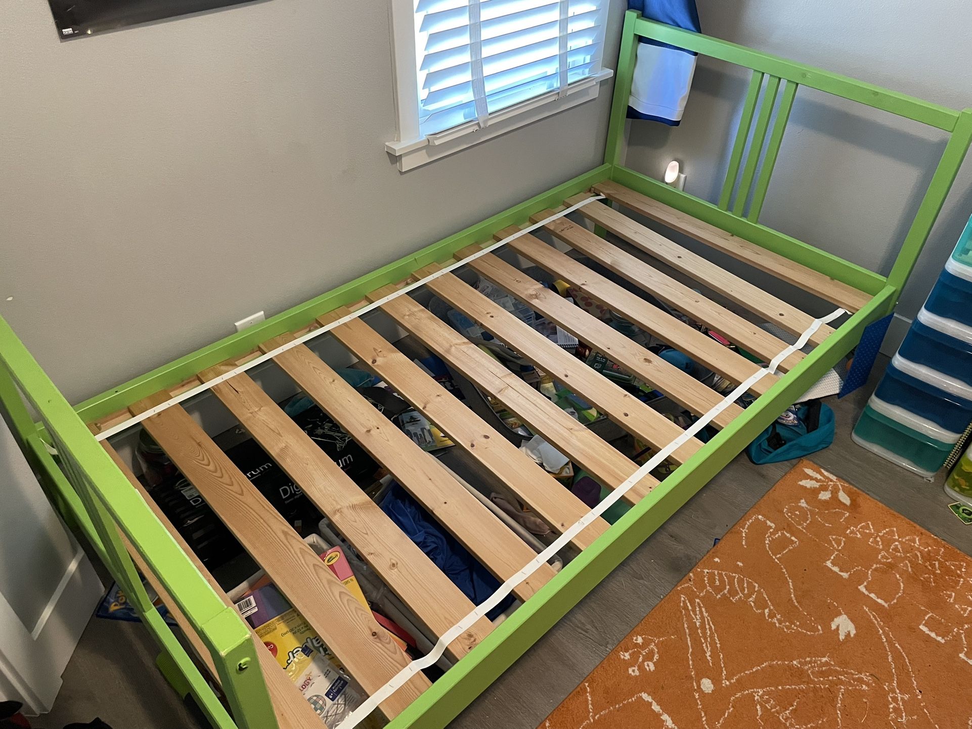 Child’s Bed frame With slat base