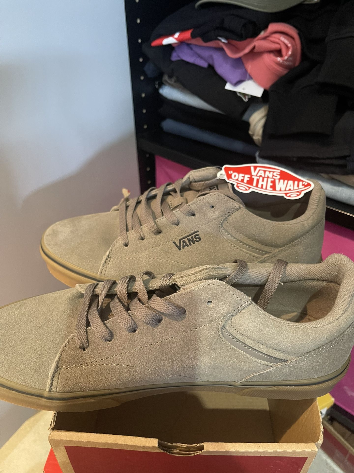VANS SIZE 9.5