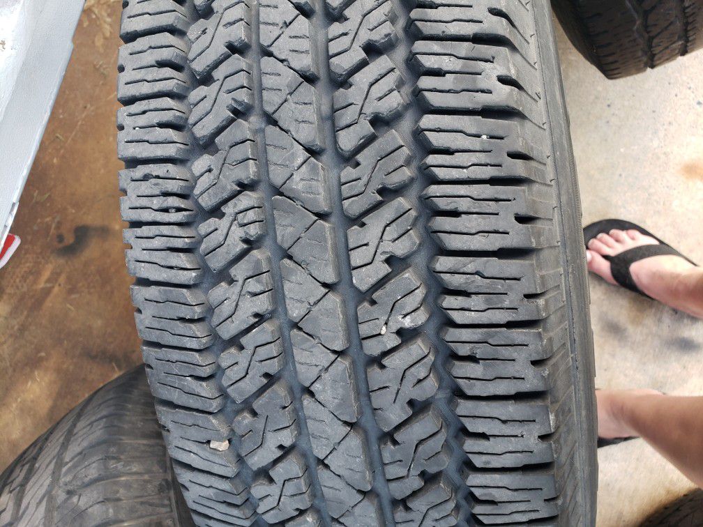Used 265/75R16 Tire