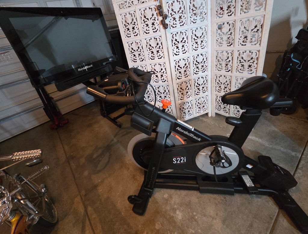 Exercise Bike NordicTrack S22i