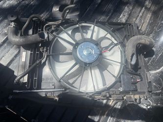 Toyota matrix radiator fan and radiator