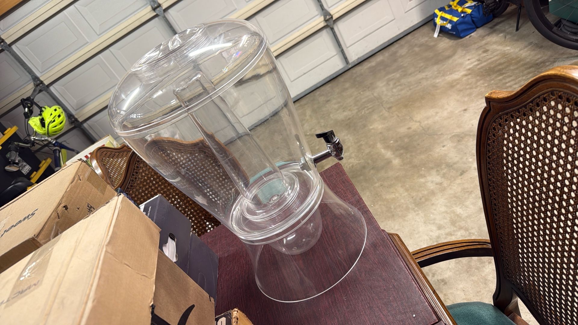 Beverage Or Punch Dispenser