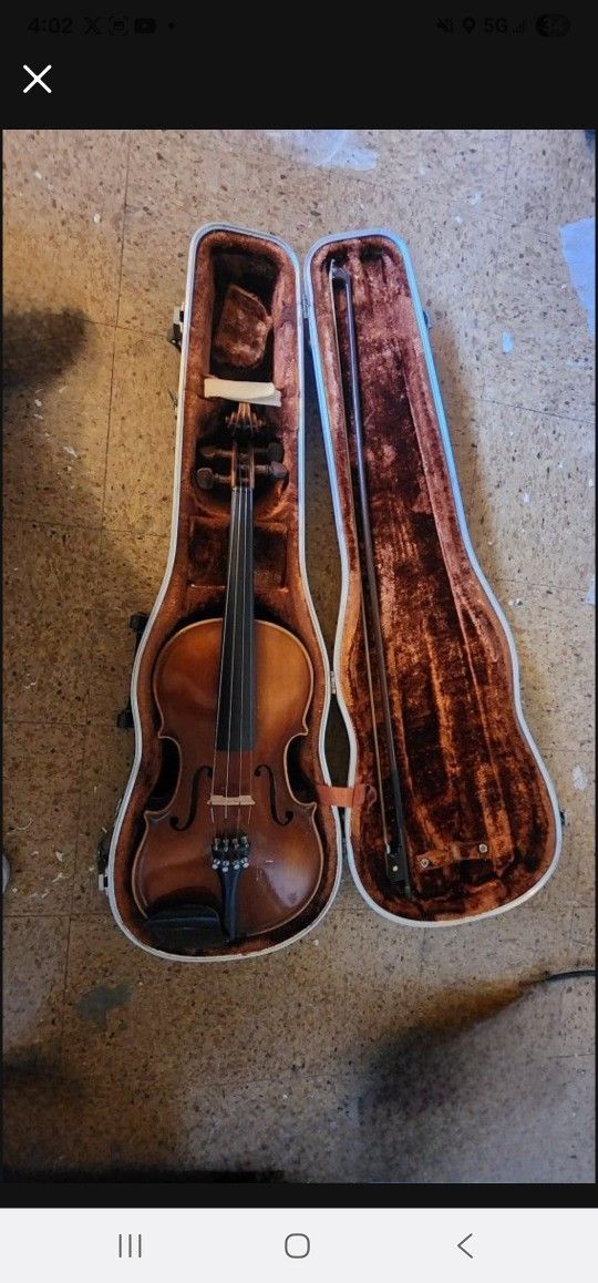 Violin Read Description