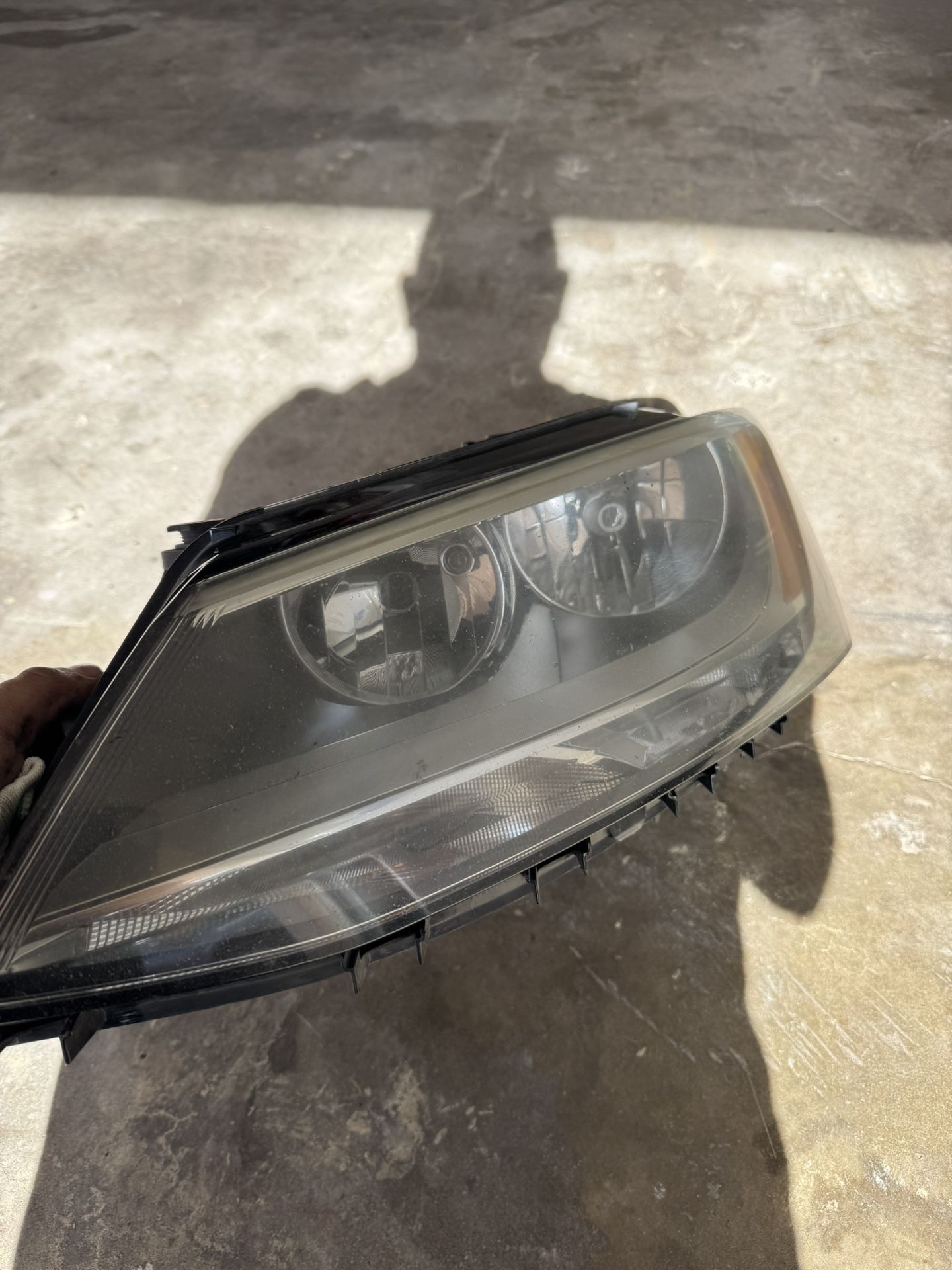 2014 VW Jetta Headlight , Driver Side 