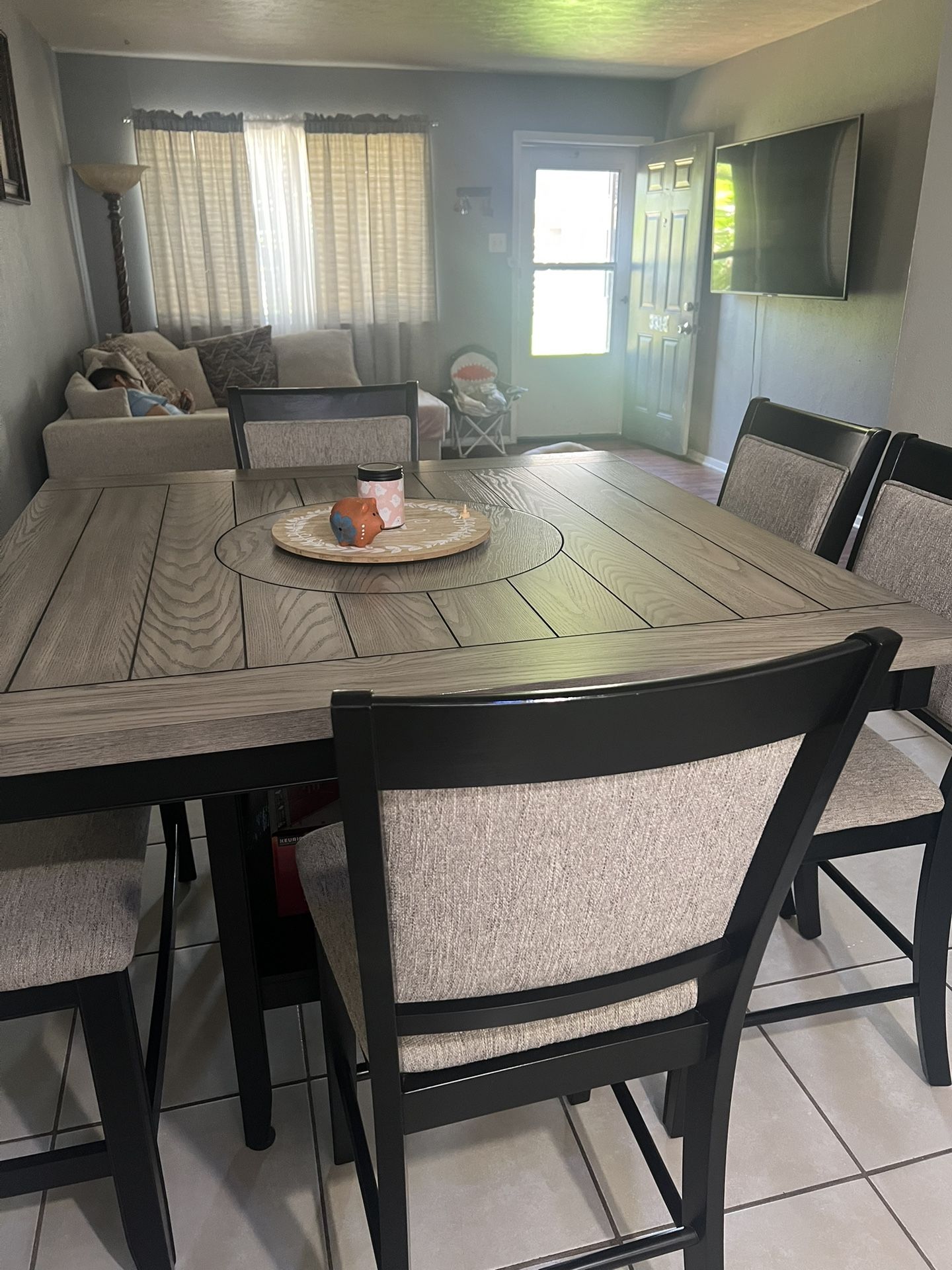 Dining Table And Sectional