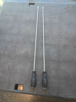 2-Piece Extra Long Screwdriver Set (22-Inch Reach - Flathead & Phillips)