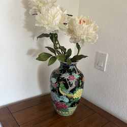 Beautiful Porcelain Vase Antique 