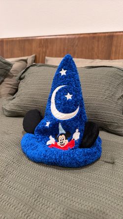 Disney Mickey Mouse wizard hat