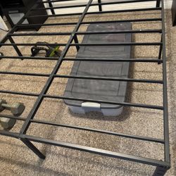 Base De Metal Para Cama / Arion Base Bed 