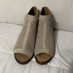 Soft Peep Toe Sandals