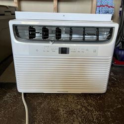 Window AC Unit 12000 BTU 