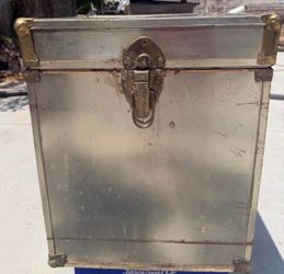 Vintage1975 box $70