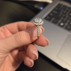 14 K White Gold